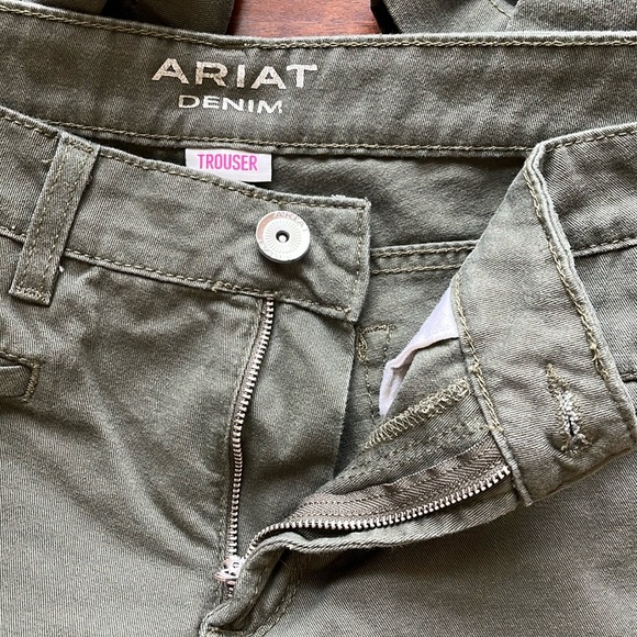 Ariat Ella Twill Trouser Size 32S - Picture 6 of 8